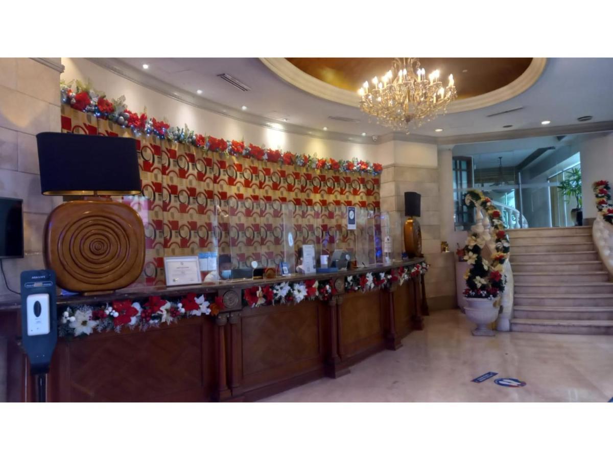 Capital O 914 Makati Palace Hotel Makati City Exteriér fotografie
